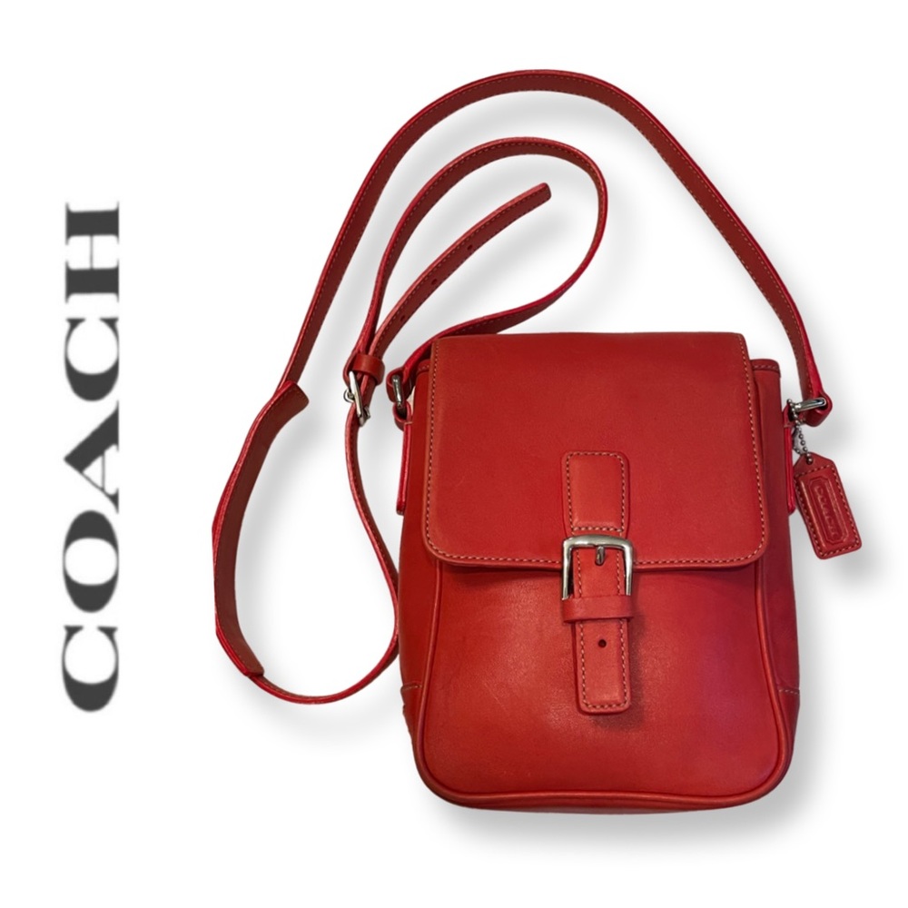 Coach Vintage Smooth LeatherWare “1941” Coral Red Camera/Messenger/Xbody Bag